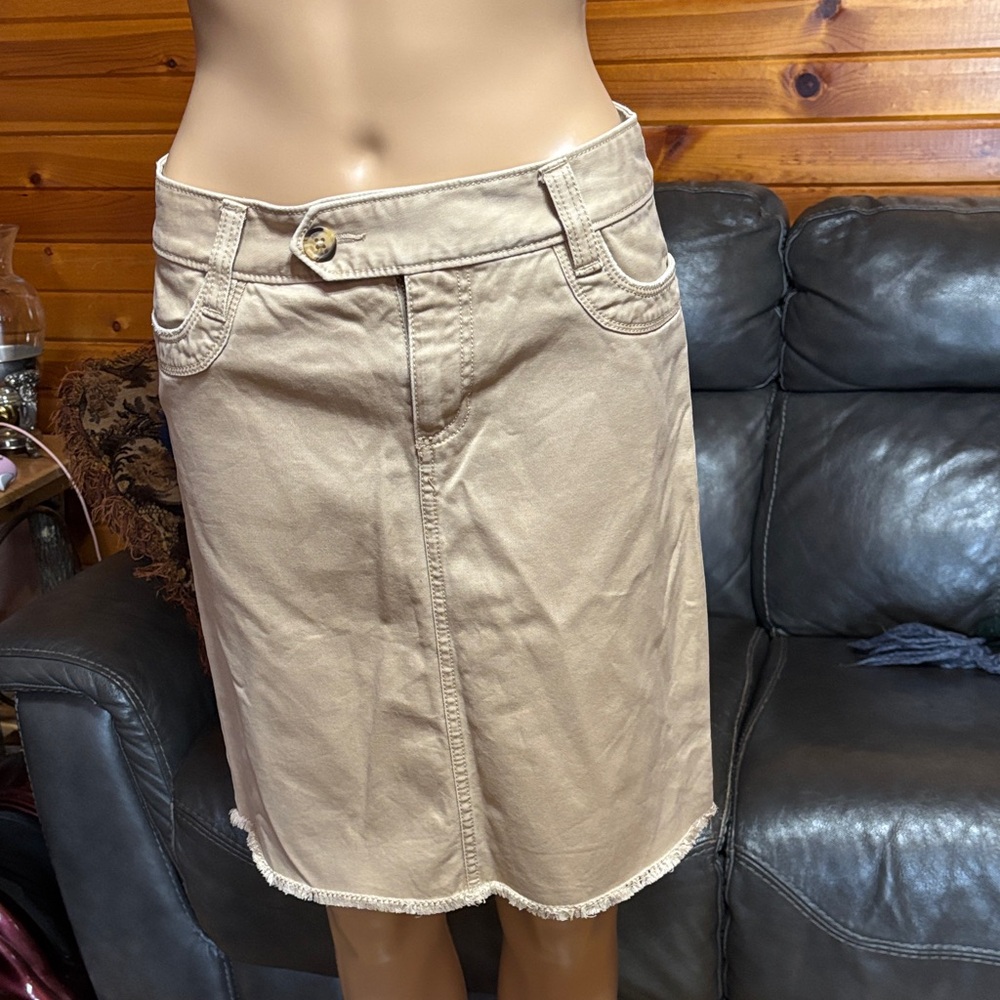 Old Navy Beige Pencil Skirt